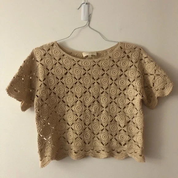 Sezane Dorine Top in Latte Tan Size XS Crochet Lace Blouse Cotton Tee Shirt - Picture 4 of 15